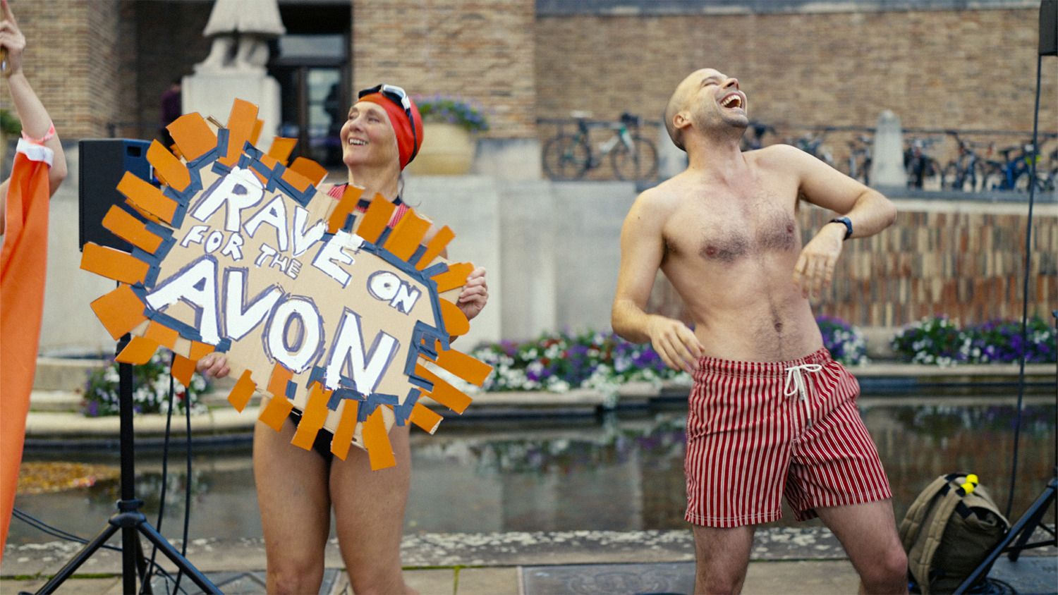 Rave On for the Avon